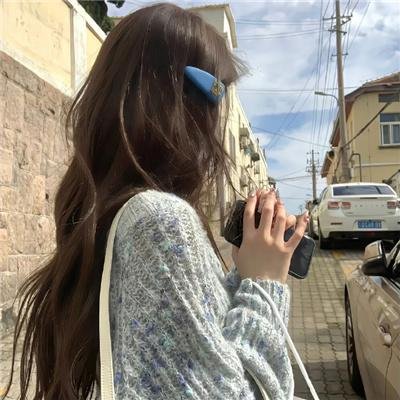 暗处有光恰逢诗雨