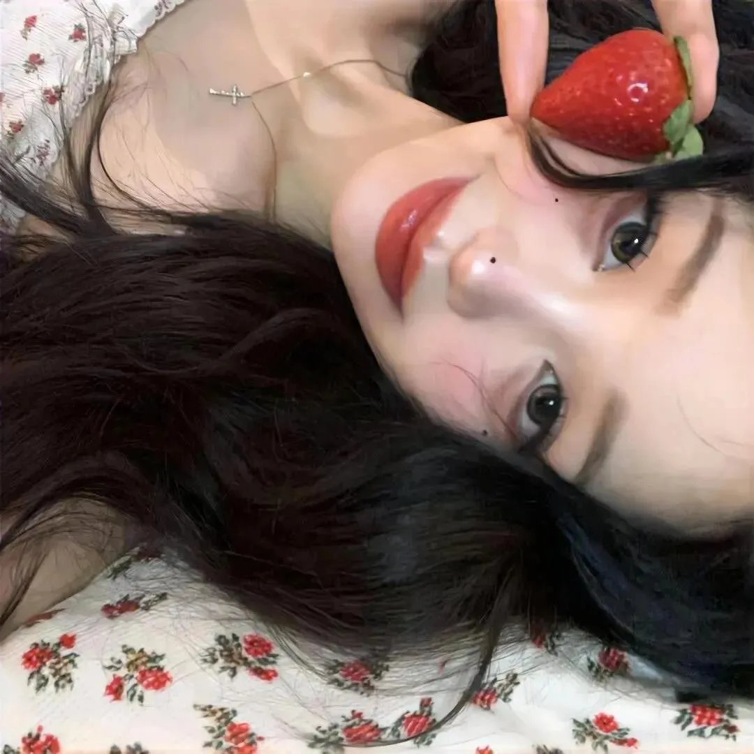 阳台上的女人们